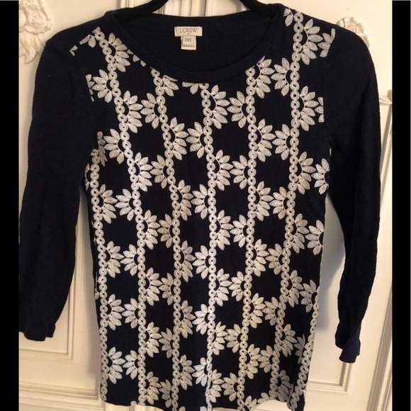 Embroidered J Crew Tee with 3/4 length sleeves - Picture 1 of 3